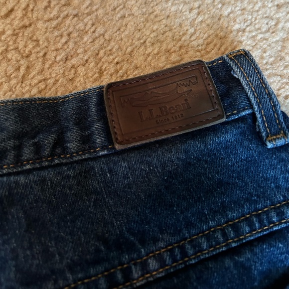 L.L. Bean High Waisted Jean Short - Picture 3 of 6